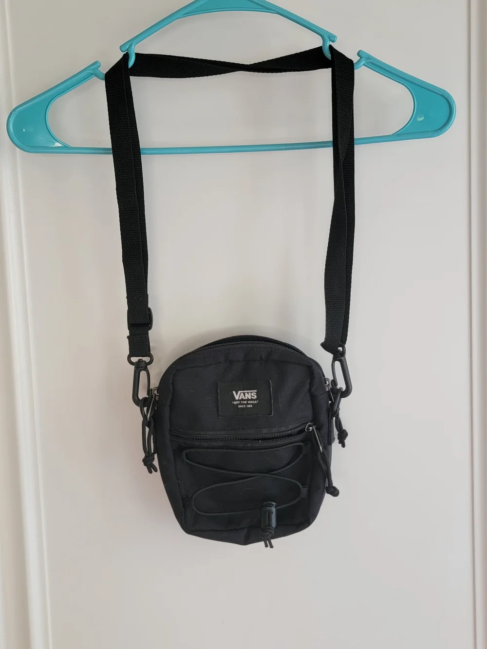 Vans Black Compact Crossbody Pouch
